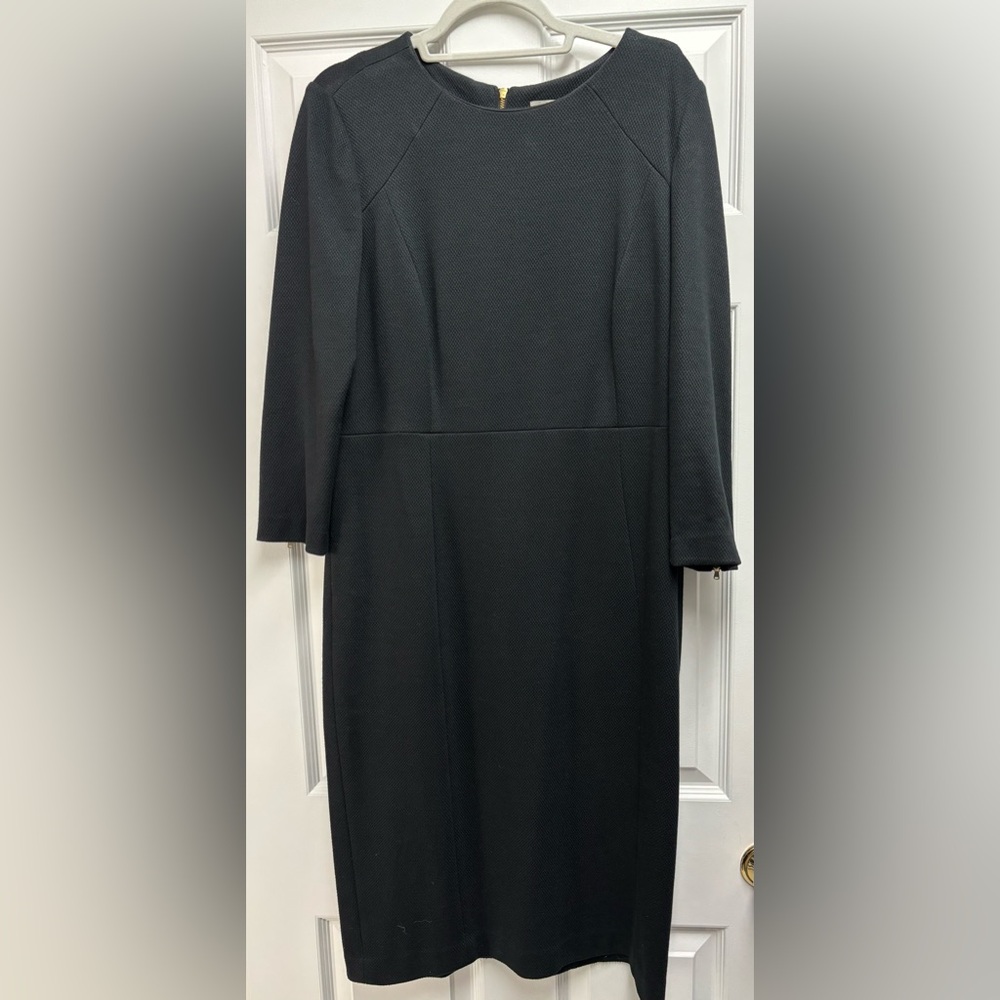 Elegant Black Dress 3/4 length sleeve with working zippers